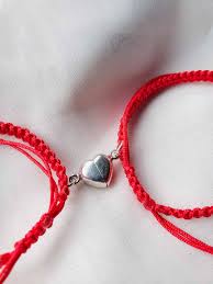 PULSERA ROJA CON IMAN